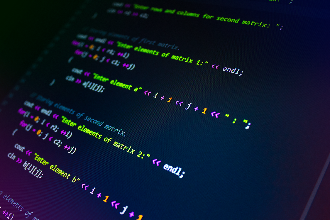 Code on screen — learning dbt, Airflow and Dagster as a data engineer